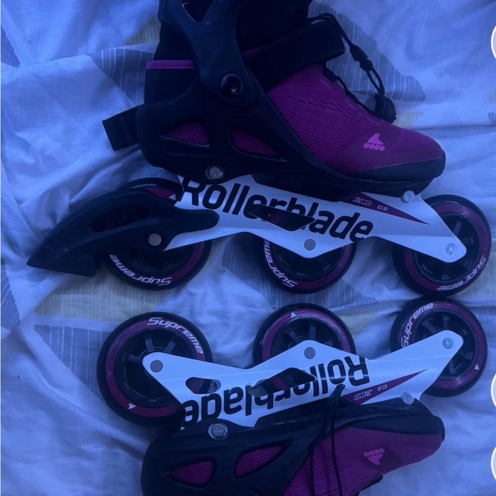 Woman’s Pink Inline Skates
